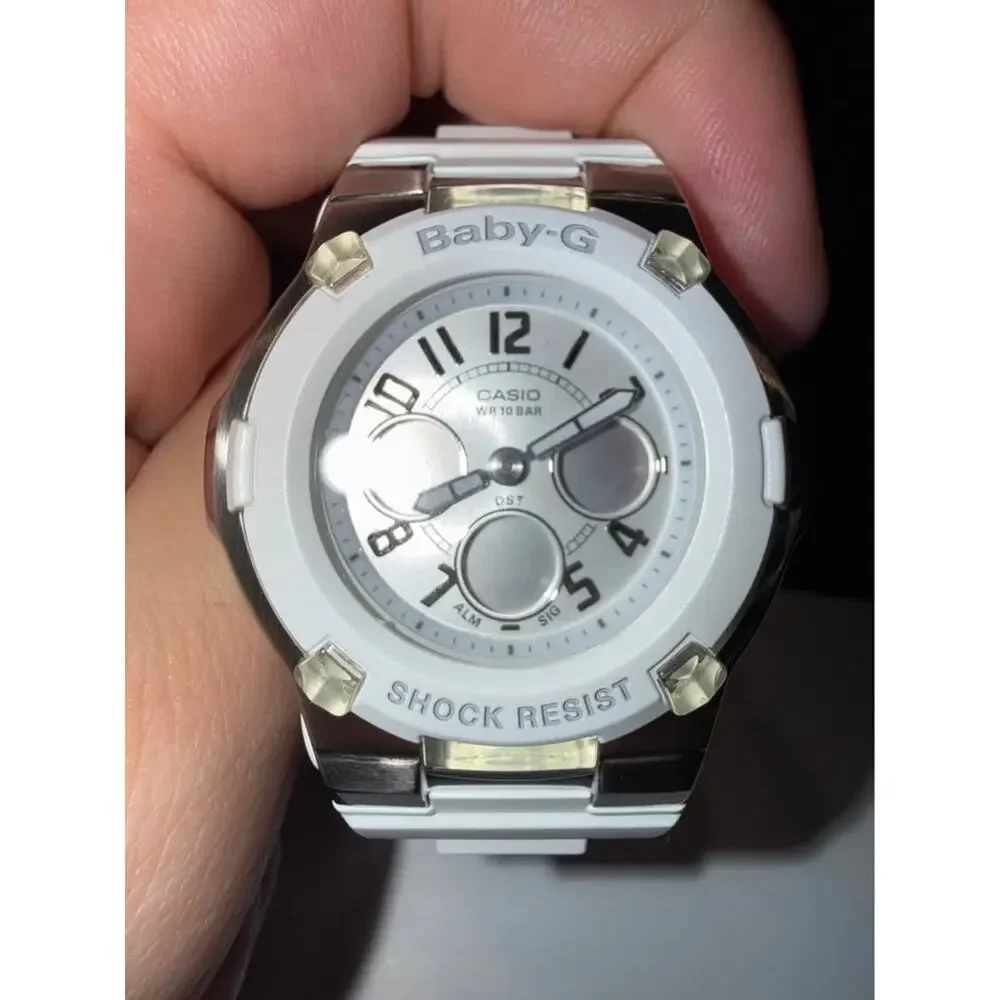 Baby-G BGA110-7B Chaton style design of the Slim Marine series by Casio
